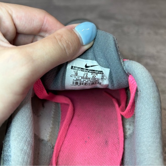 Nike Revolution 2 Running Shoes Womens sz 10 - grey - Picture 6 of 6